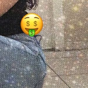 Meet your Posher, Esmeralda